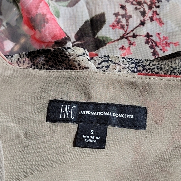 INC Floral & Snakeskin Sheer Faux Wrap Hi Lo Peplum Blouse Women's (S) - Picture 7 of 11